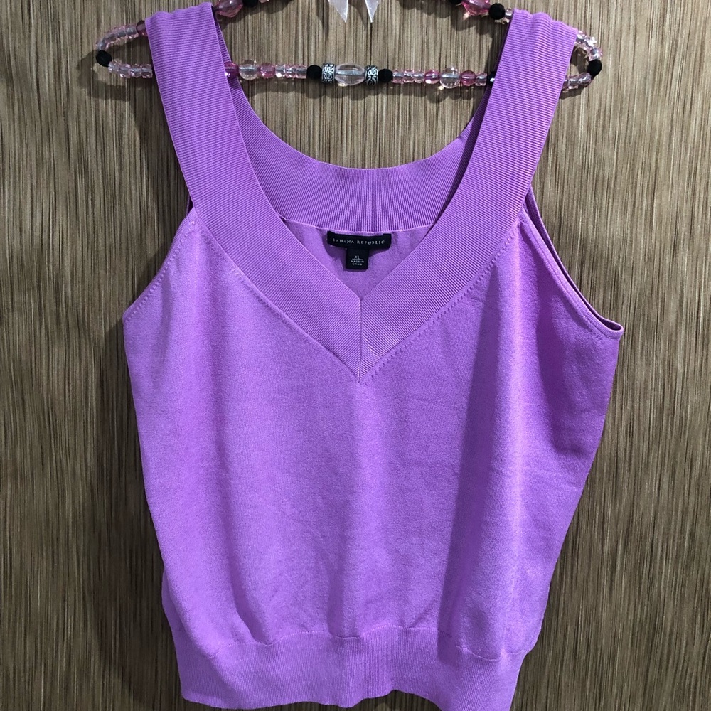 Banana Republic Knit V- Neck Tank